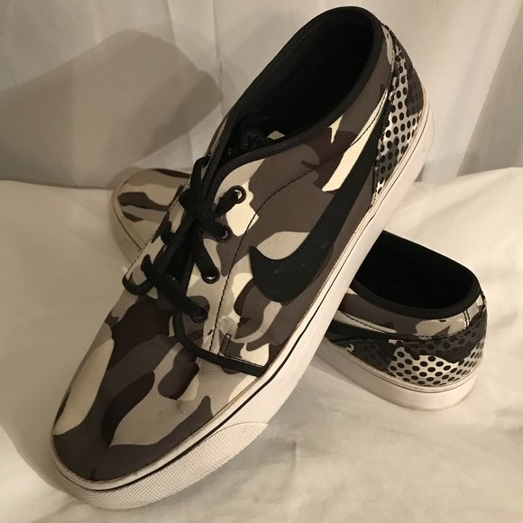 Nike | Shoes | Nike Camo Military Whiteblack Special Design  display picture 1